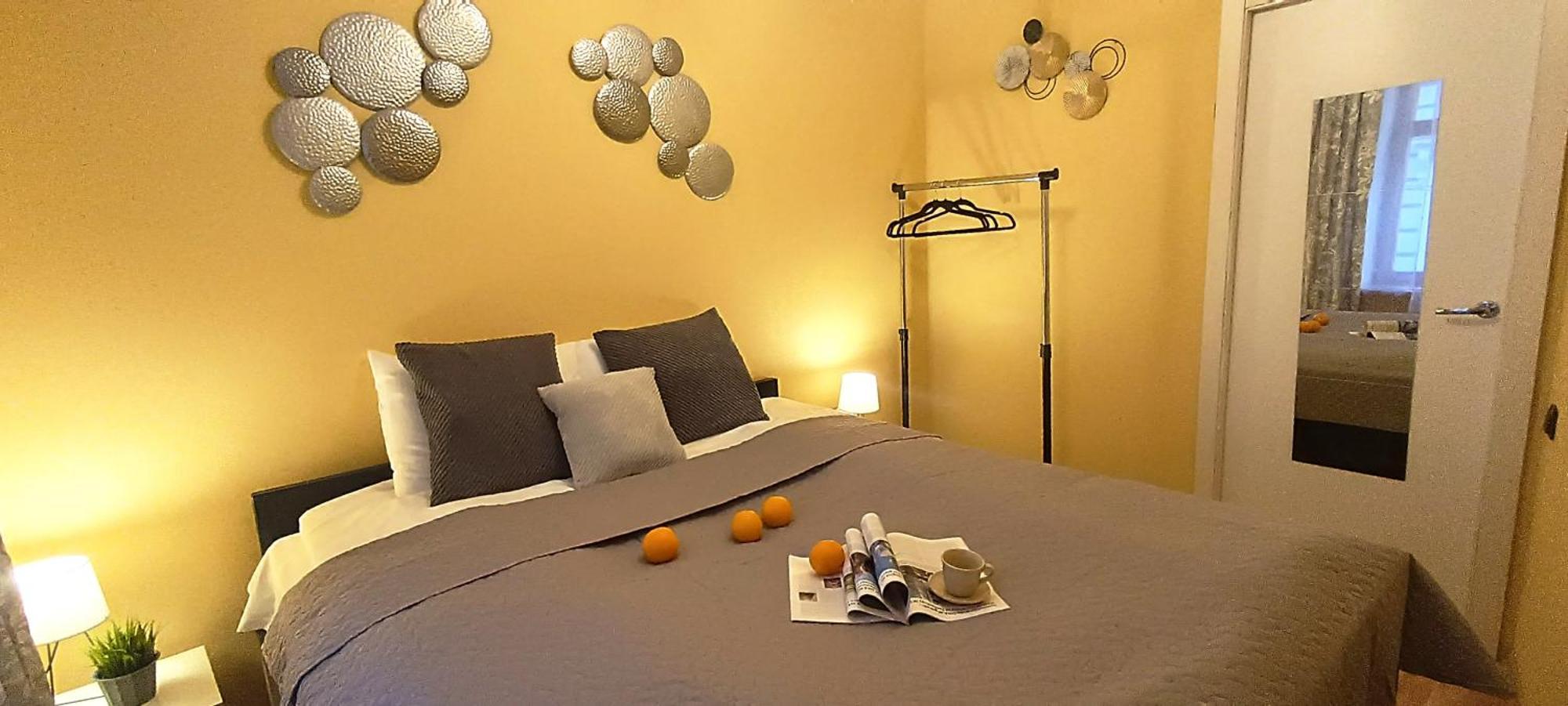 Апартамент Historic Old Town Escape Cozy 2 Bedrooms Perfect Location